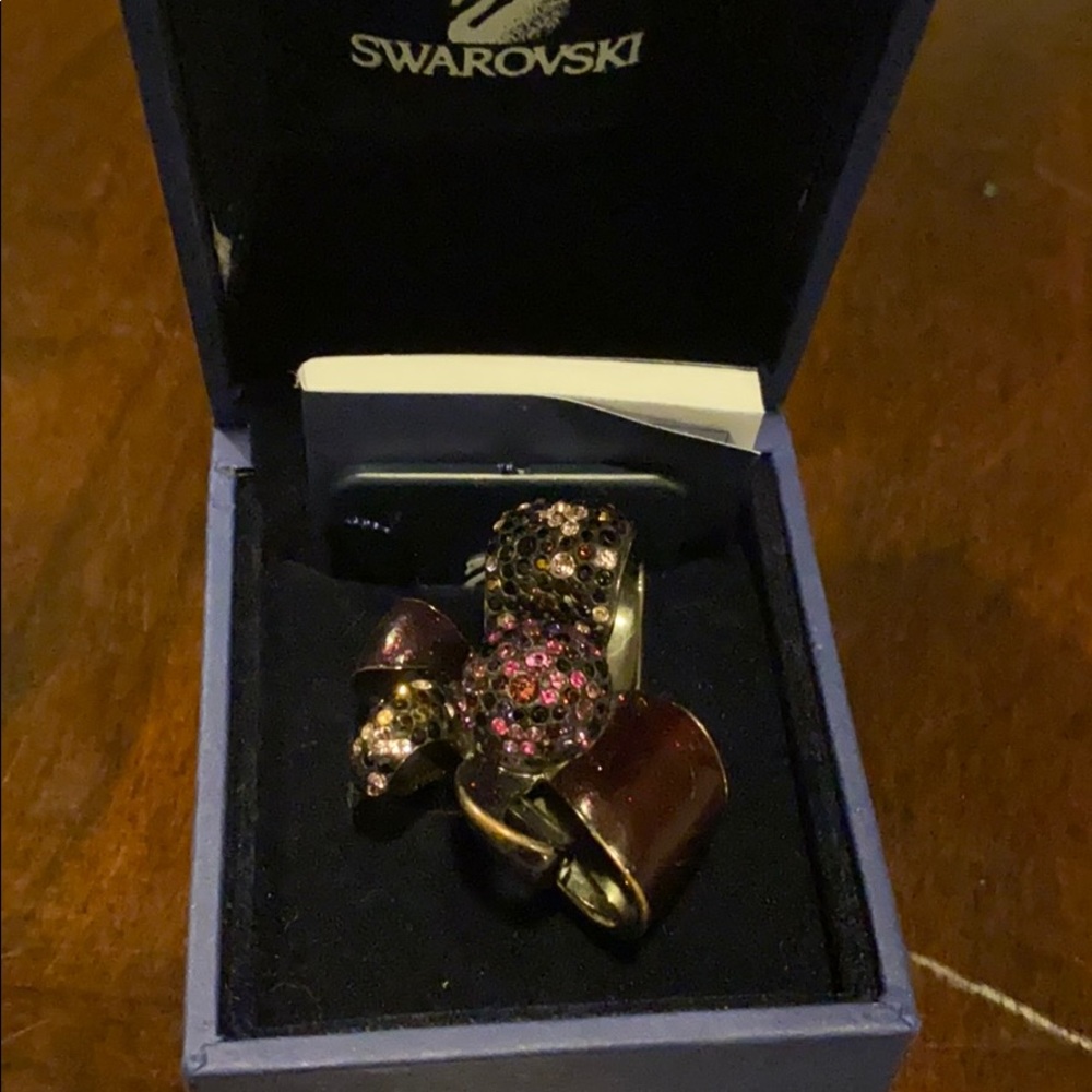 Ring - Picture 2 of 4